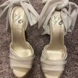 Summer / spring woodnen shoes 👠